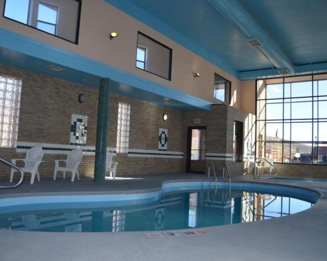 Wingate By Wyndham Gunnison Near Western Colorado University מראה חיצוני תמונה